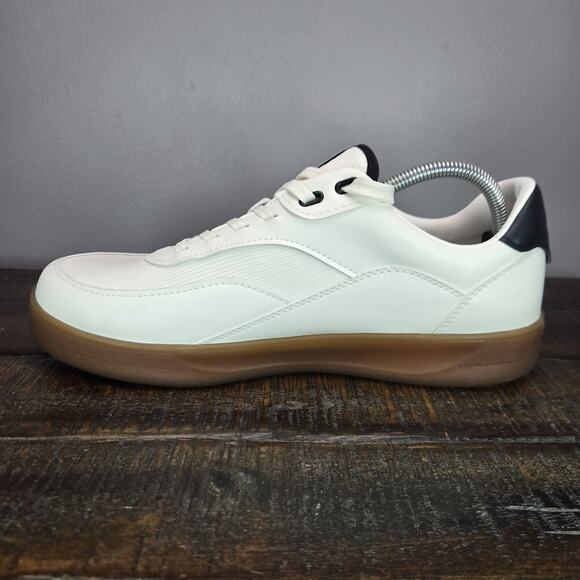 NEW Vessi Courtside Classic Mens Size 11 Waterproof Shoes Casual Off White Black main image 4